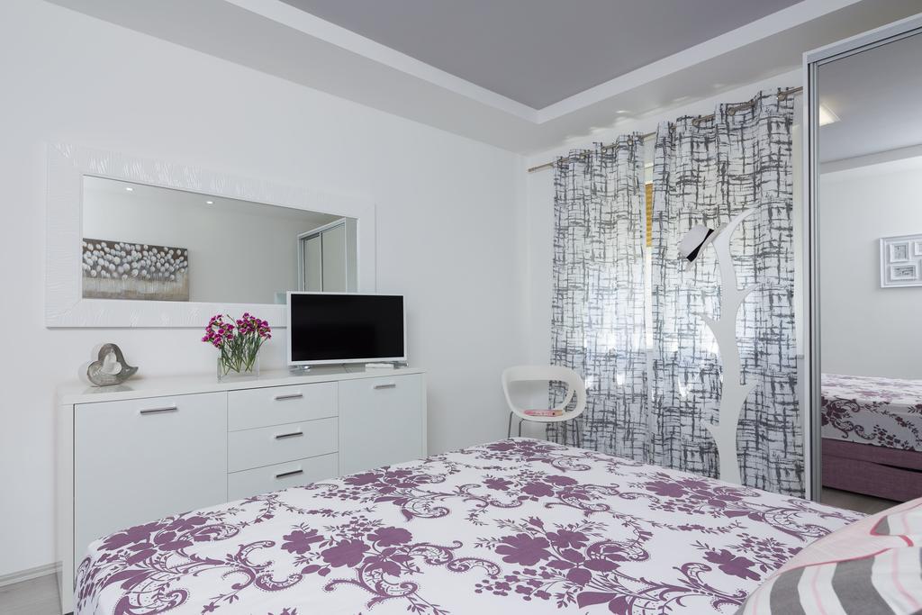 Old City Luxury Apartment Iris Split Eksteriør billede